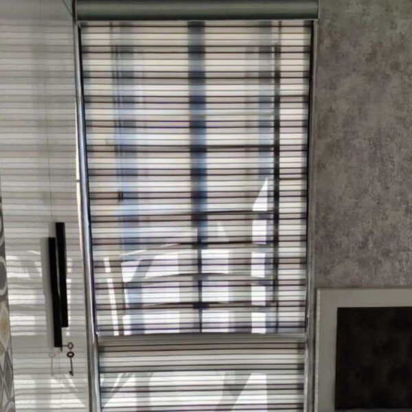 Transparent Blind
